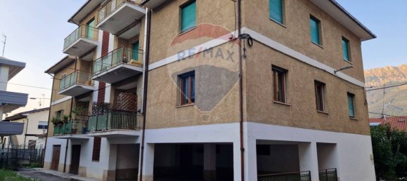 Apartamento de 3 dormitorios en Pratola Peligna, Italy No. 345437 38