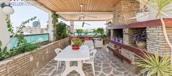 4 dormitorios apartamento en venta en Larnaca, Larnaka, Cyprus № 175734 2