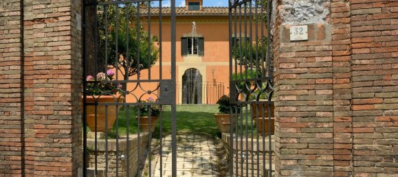 6 bedrooms Villa in Perugia, Italy No. 260461 9