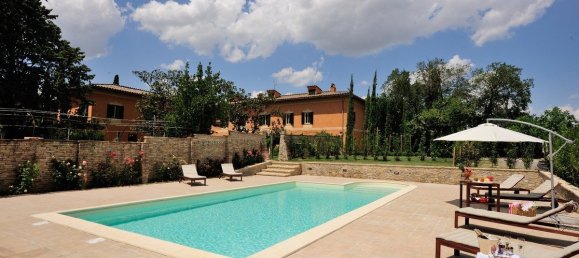 6 bedrooms Villa in Perugia, Italy No. 260461 2