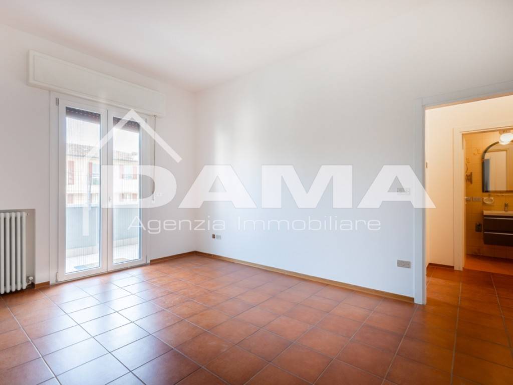 Apartamento de 3 dormitorios en Forlì, Italy No. 193236