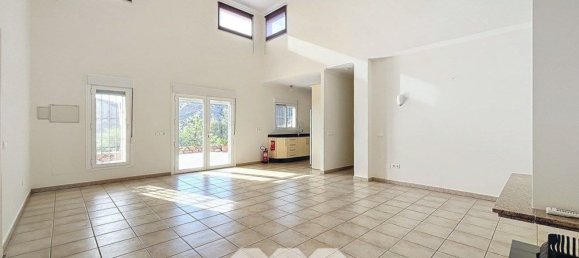 Villa T3 em Arenas, Spain N.º 42710 10