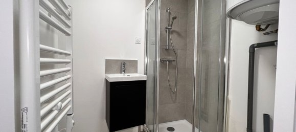 Estudio en Gagny, France No. 294056 3