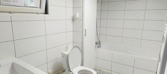 3 bedrooms House in Saint-Florentin, France No. 339793 5