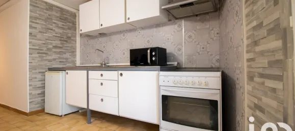 Estudio en Servian, France No. 323769 3