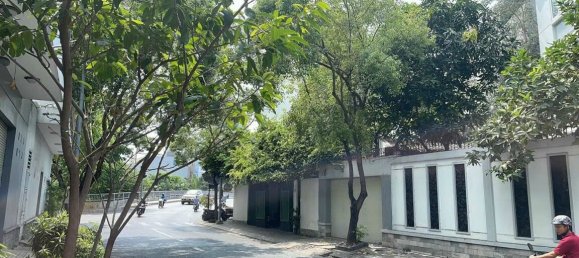 193.41m² House in District 7, Vietnam No. 7671 5