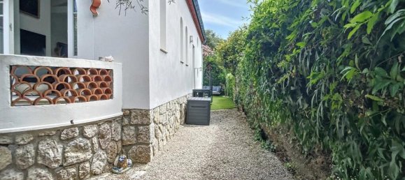 Villa de 3 dormitorios en Antibes, France No. 285013 5