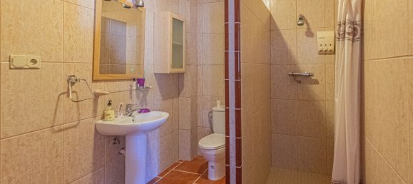 5 bedrooms Villa in Cadiz, Spain No. 137842 19