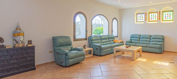 5 bedrooms Villa in Cadiz, Spain No. 137842 6