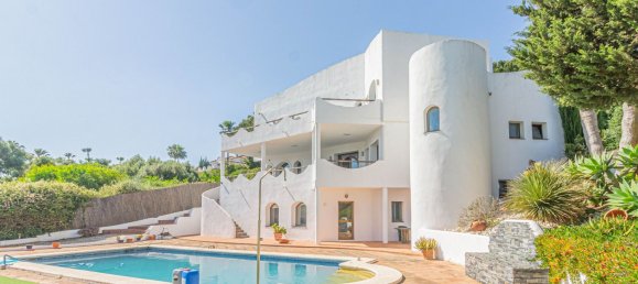 5 bedrooms Villa in Cadiz, Spain No. 137842 3