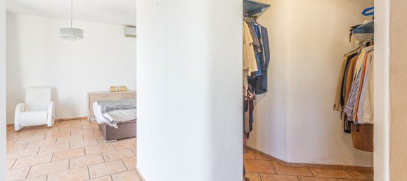 5 bedrooms Villa in Cadiz, Spain No. 137842 16