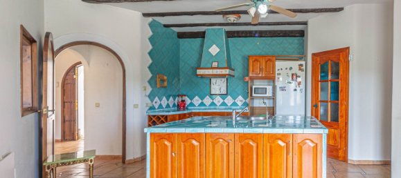 5 bedrooms Villa in Cadiz, Spain No. 137842 7