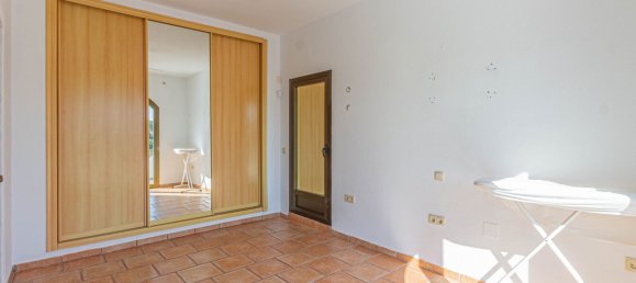 5 bedrooms Villa in Cadiz, Spain No. 137842 14