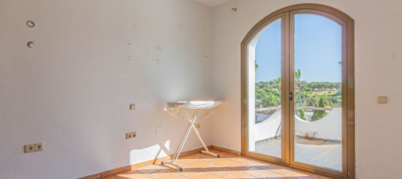 5 bedrooms Villa in Cadiz, Spain No. 137842 13