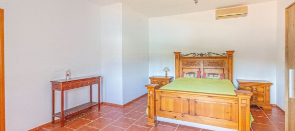 5 bedrooms Villa in Cadiz, Spain No. 137842 20