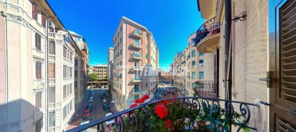 2 Schlafzimmer Wohnung in Savona, Italy, Nr. 316432 2