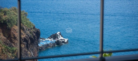 4 bedrooms Castles in Funchal, Portugal No. 144185 4