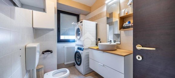 2 bedrooms Apartment in Langhirano, Italy No. 204842 18