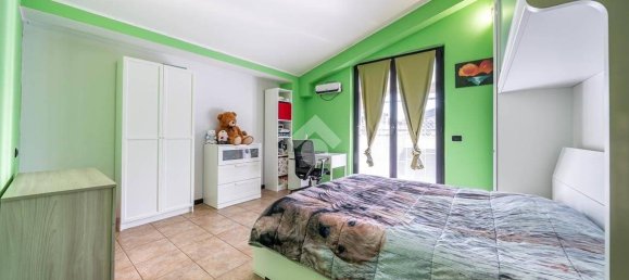 2 bedrooms Apartment in Langhirano, Italy No. 204842 12