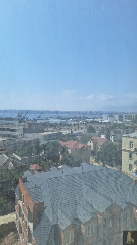 Apartamento de 3 dormitorios en Khatay, Azerbaijan No. 2060