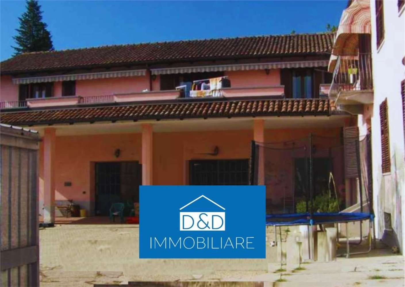 17 rooms House in Asti, Italy No. 227136