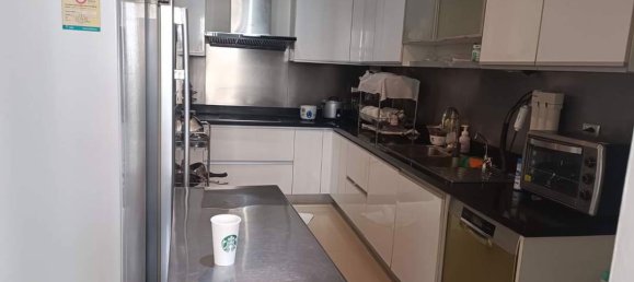 4 bedrooms Condo in Khlong Toei, Thailand No. 12829 8