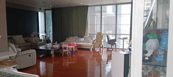 4 bedrooms Condo in Khlong Toei, Thailand No. 12829 9