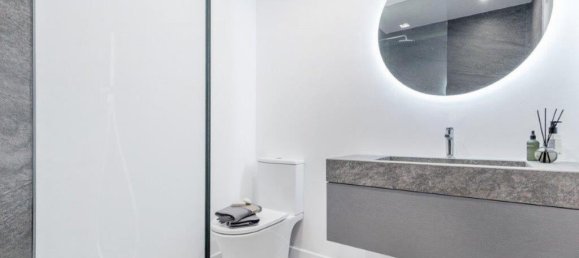 Dúplex de 4 dormitorios en Marbella, Spain No. 28794 8