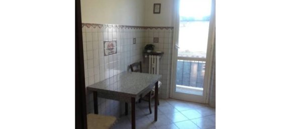 3 bedrooms Apartment in Pontedera, Italy No. 255086 5