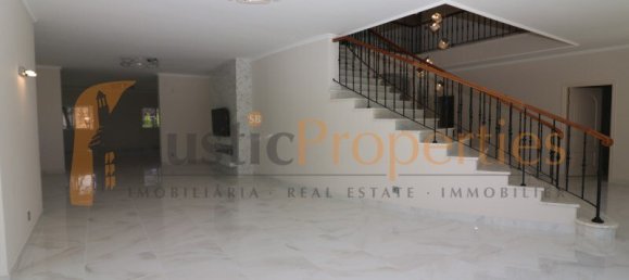 5 Schlafzimmer Villa in Almancil, Portugal, Nr. 95699 9