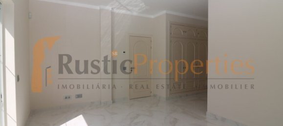 5 Schlafzimmer Villa in Almancil, Portugal, Nr. 95699 16