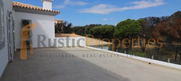5 Schlafzimmer Villa in Almancil, Portugal, Nr. 95699 8