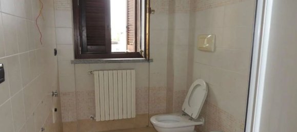 Dúplex de 3 habitaciónes en Miradolo Terme, Italy No. 233430 24