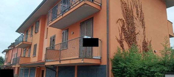 Dúplex de 3 habitaciónes en Miradolo Terme, Italy No. 233430 14