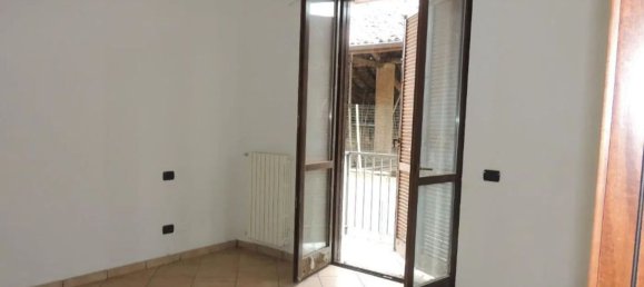 Dúplex de 3 habitaciónes en Miradolo Terme, Italy No. 233430 22