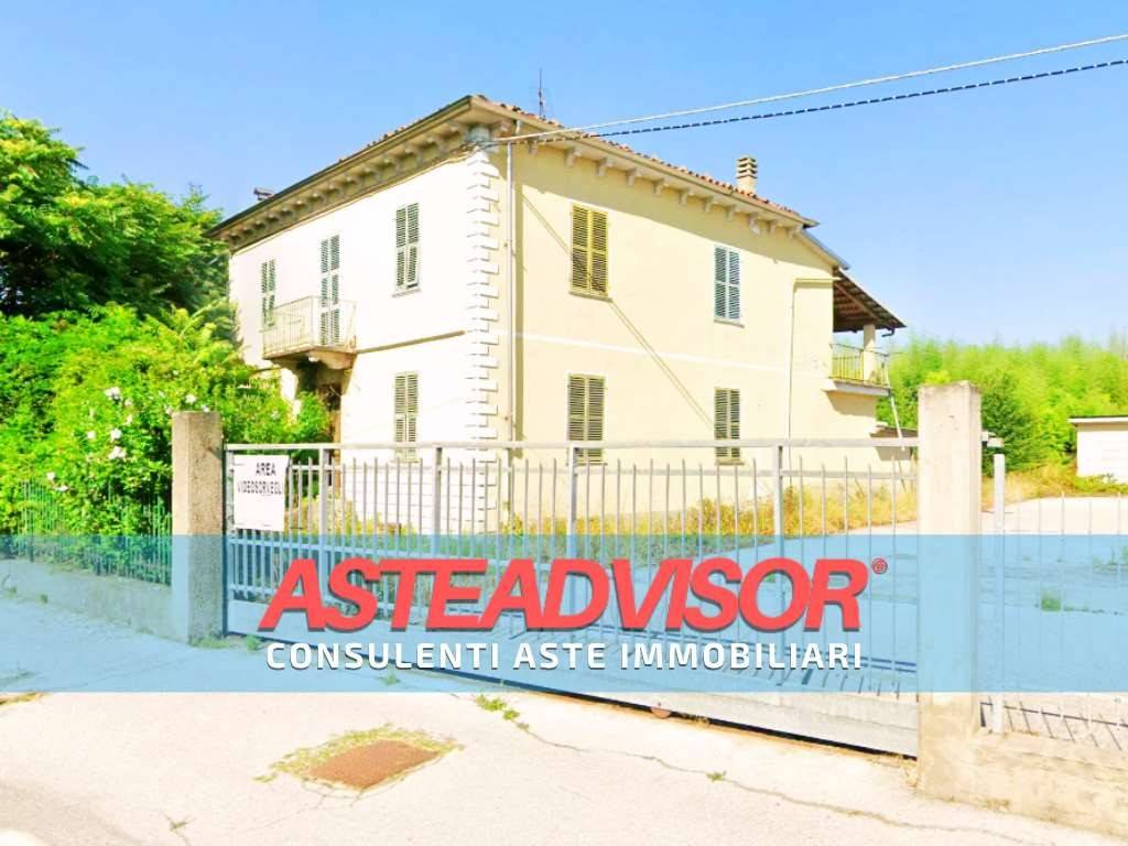 4 bedrooms House in Mondovì, Italy No. 296325