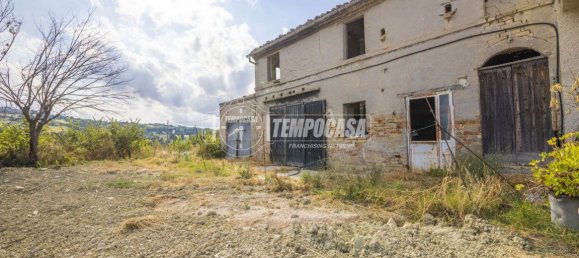 3-salle Maison à Loro Piceno, Italy No. 347078 3