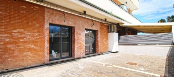 Apartamento de 2 dormitorios en Alba Adriatica, Italy No. 301414 7