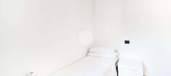 Apartamento de 2 dormitorios en Alba Adriatica, Italy No. 301414 10