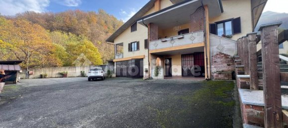 4 غرف نوم فيلا في Brondello, Italy رقم 88528 38