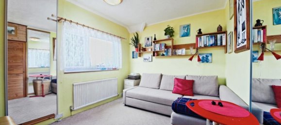 3 bedrooms Commercial property in New Addington, United Kingdom No. 8097 3