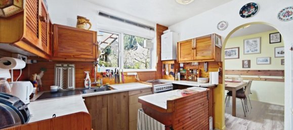 3 bedrooms Commercial property in New Addington, United Kingdom No. 8097 2