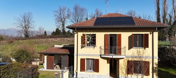 Вилла с 5 комнатами в Кассаго Брианца, Италия № 128637 4