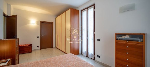 Вилла с 5 комнатами в Кассаго Брианца, Италия № 128637 24