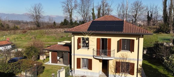 Вилла с 5 комнатами в Кассаго Брианца, Италия № 128637 2