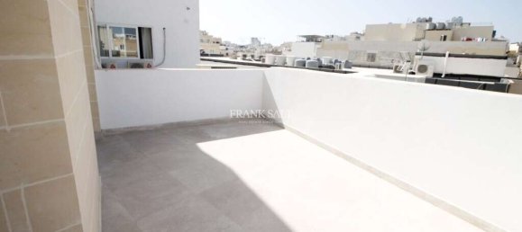 2 chambres Appartement à Sliema, Malta No. 9275 18