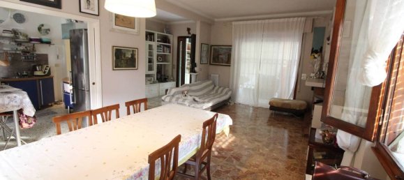 4 rooms Villa in Forte dei Marmi, Italy No. 188642 7