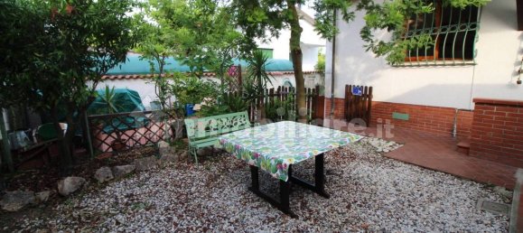 4 rooms Villa in Forte dei Marmi, Italy No. 188642 4