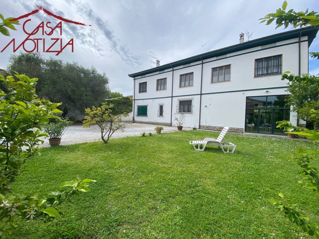 10-Zimmer Villa in Vecchiano, Italy, Nr. 205579