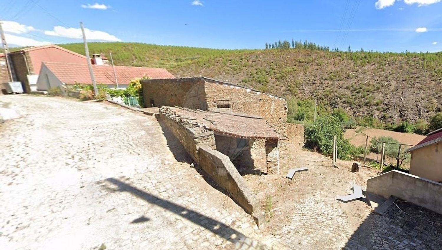 2 bedrooms House in Sarnadas de Sao Simao, Portugal No. 42130